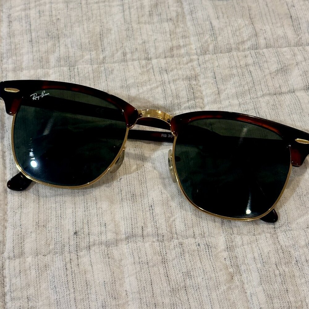 Ray Ban Clubmaster Classic Sunglasses
